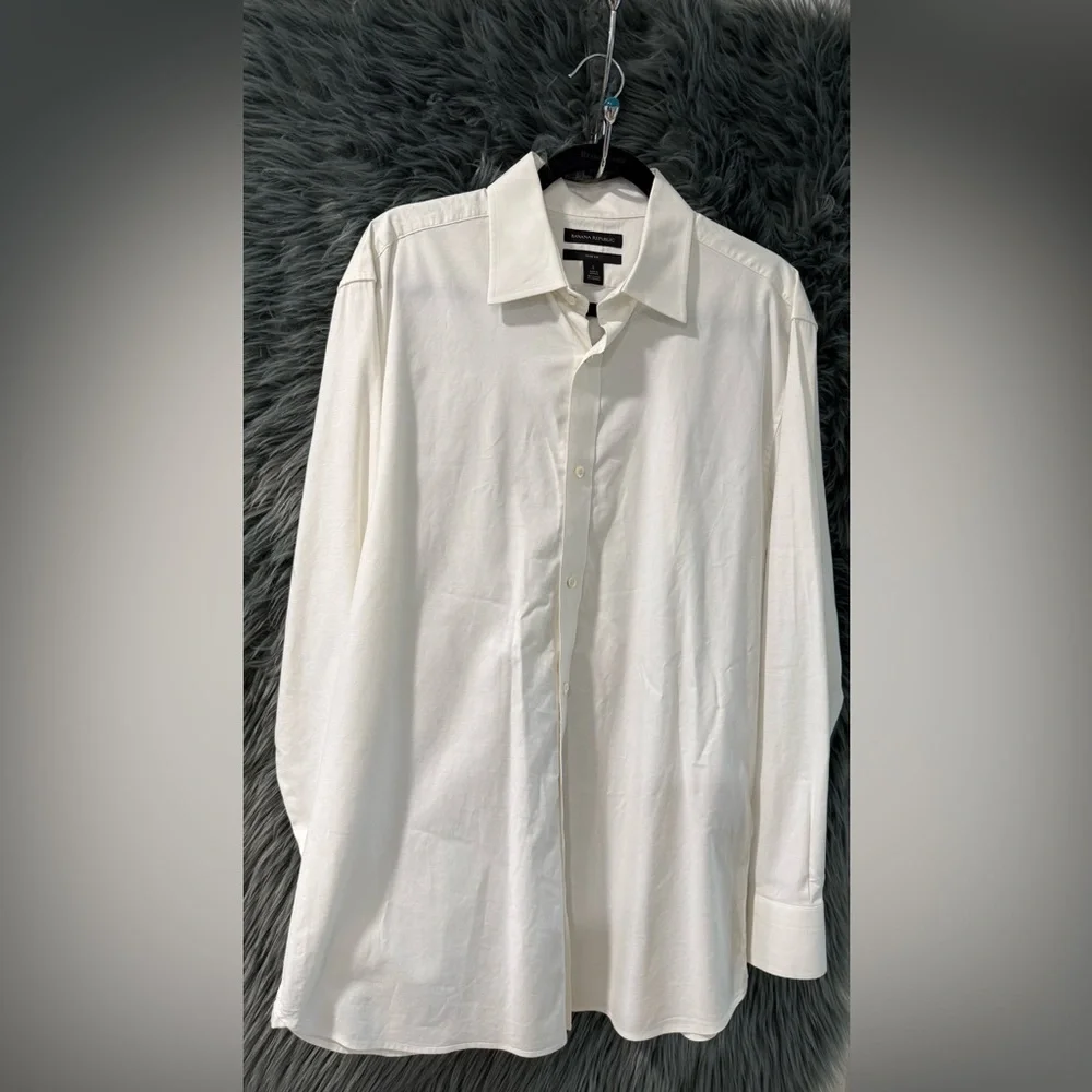 Banana Republic Button Down Shirt - Size Large | Color: White